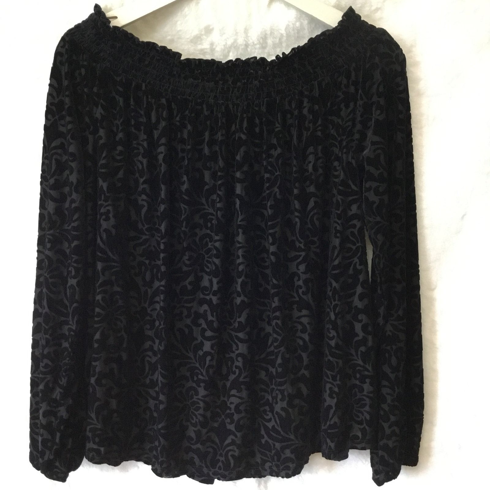 Loft LOFT Black Velvet Flower Off Shoulder Top Size S / US 4 / IT 40 - 9 Thumbnail