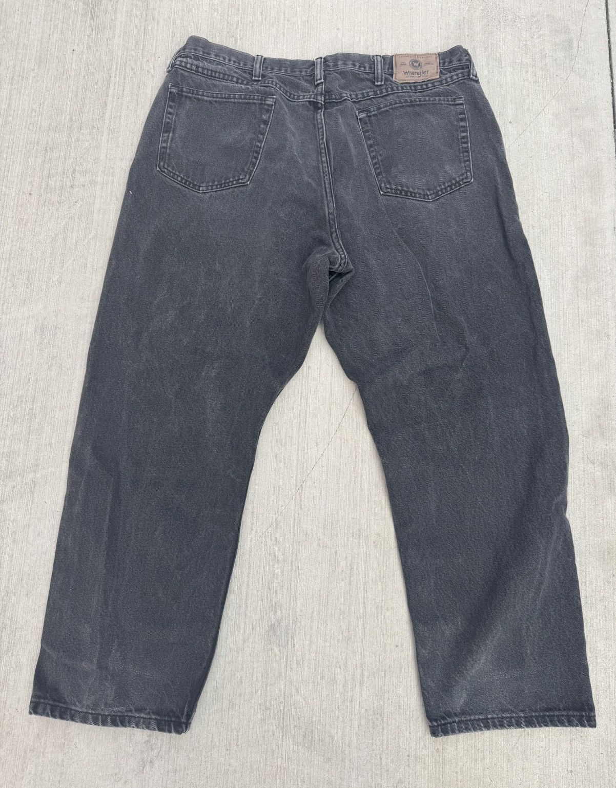 Wrangler WRANGLER EXTRA VALUE ORIGINAL RELAXED FIT BLACK JEANS DENIM Size US 40 / EU 56 - 4 Thumbnail