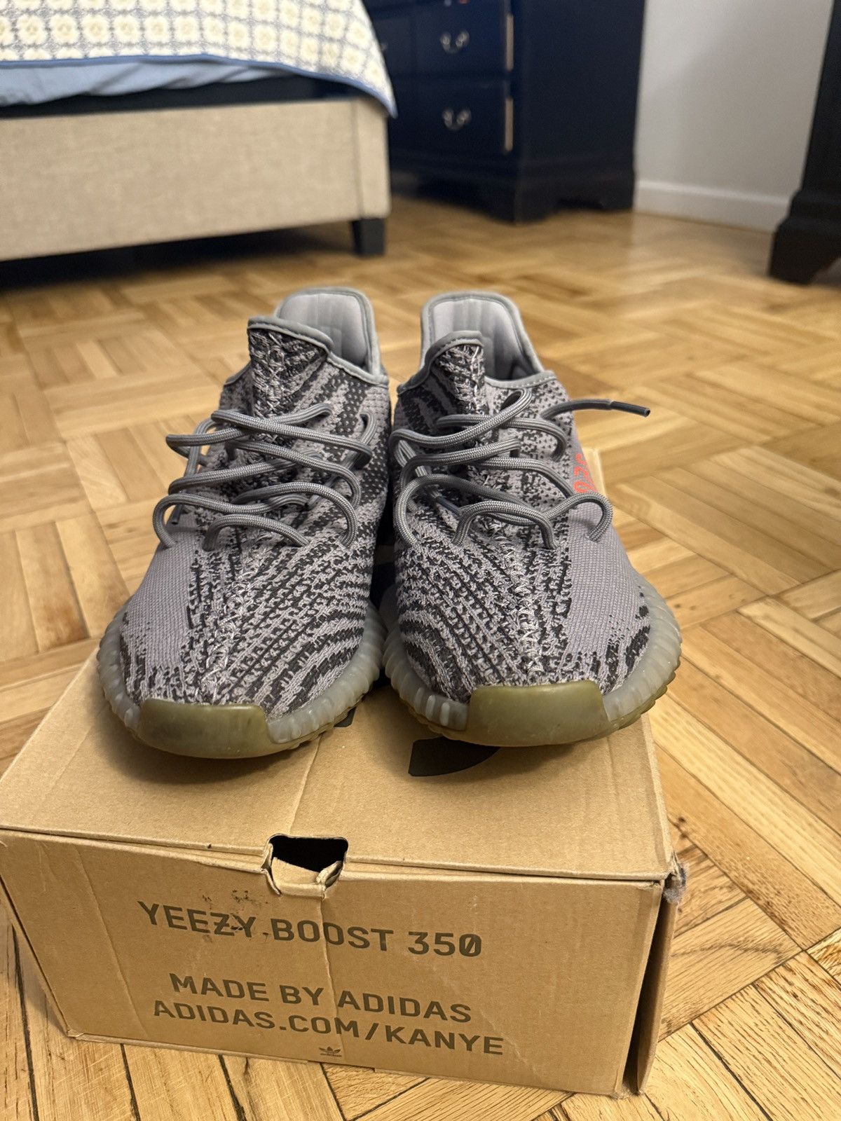 Adidas Adidas Yeezy 350v2 Beluga Size US 11.5 / EU 44-45 - 2 Thumbnail