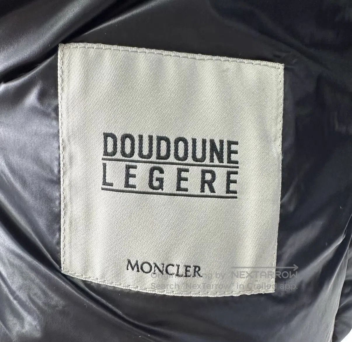 Moncler Black Puffer Jacket with Hood . Size US XS / EU 42 / 0 - 7 Thumbnail