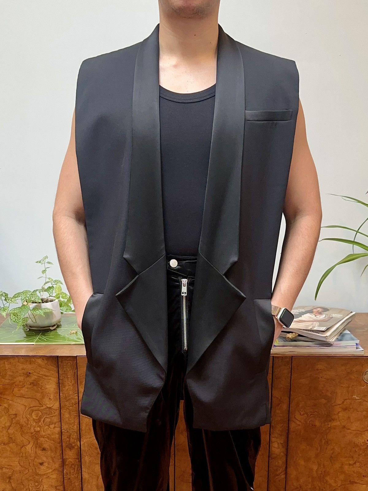 Balmain × H&M Sleeveless Tuxedo Open Blazer Size 38R - 2 Thumbnail