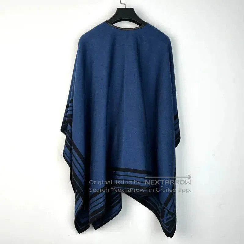 Louis Vuitton Louis Vuitton Summer Blue T. Size XXS / US 00 / IT 34 - 2 Thumbnail