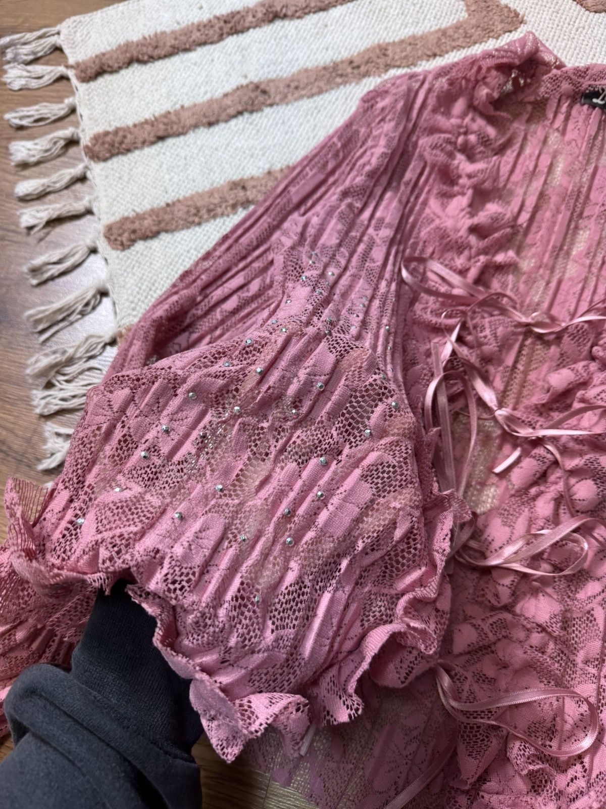 Vintage VINTAGE 2000s LACE WITH RUCHES BLOUSE Size S / US 4 / IT 40 - 10 Thumbnail