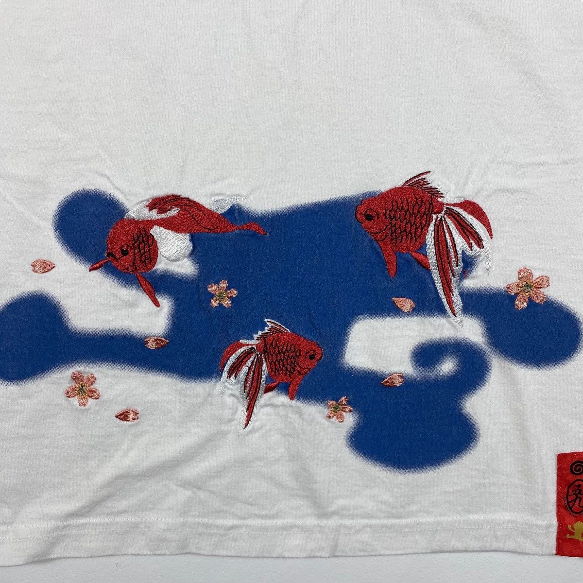 Japanese Brand Japanese Oriental GO-COOL Embroidery Sakura & Gold Fish Tee Size US L / EU 52-54 / 3 - 3 Thumbnail