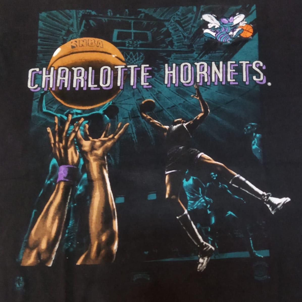 NBA × Vintage Vintage Charlotte Hornets NBA Magic Johnson Tee Size US L / EU 52-54 / 3 - 2 Thumbnail