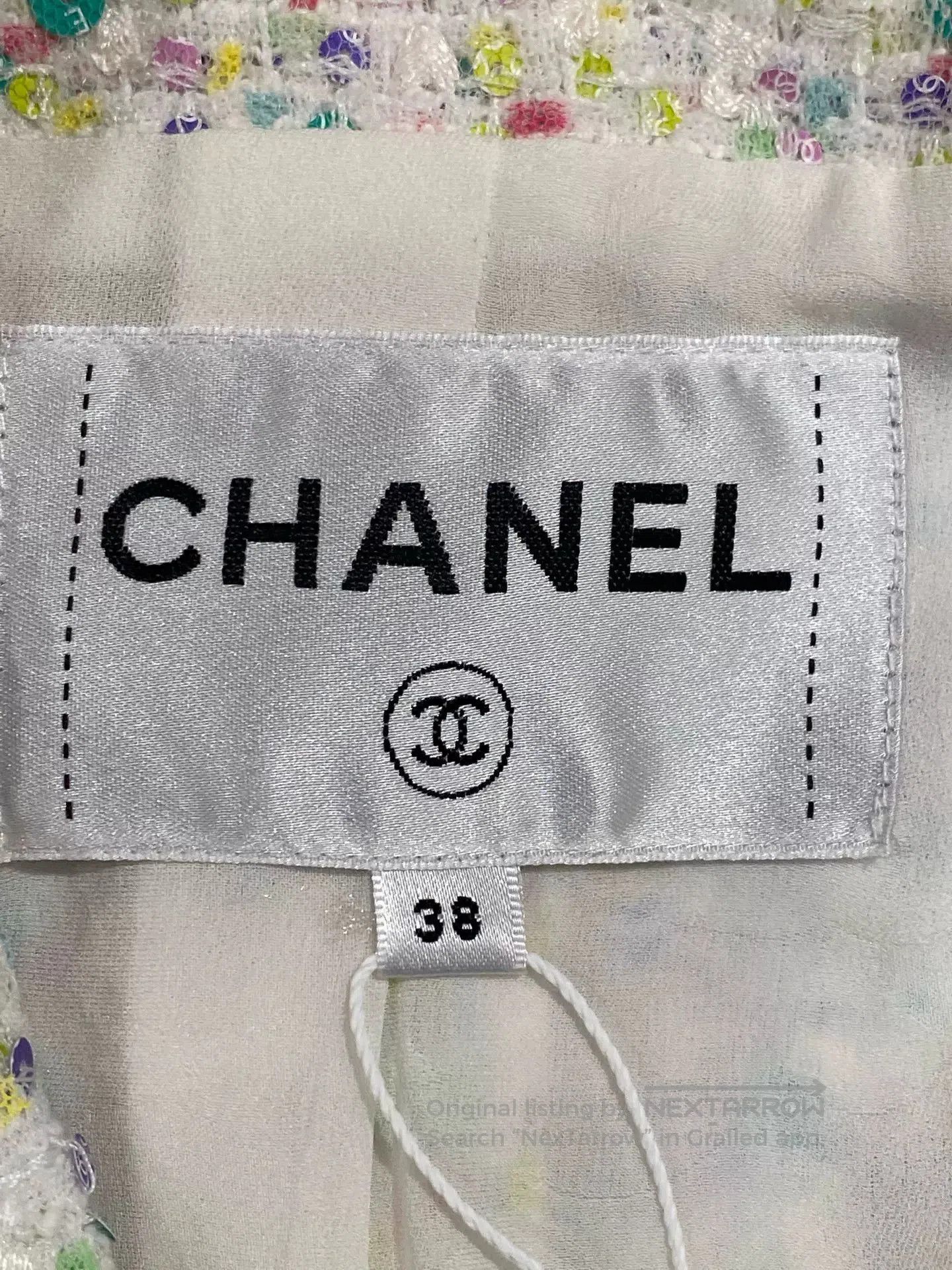 Chanel Chanel 2023 White Tweed Jacket FR38. Size US S / EU 44-46 / 1 - 3 Thumbnail