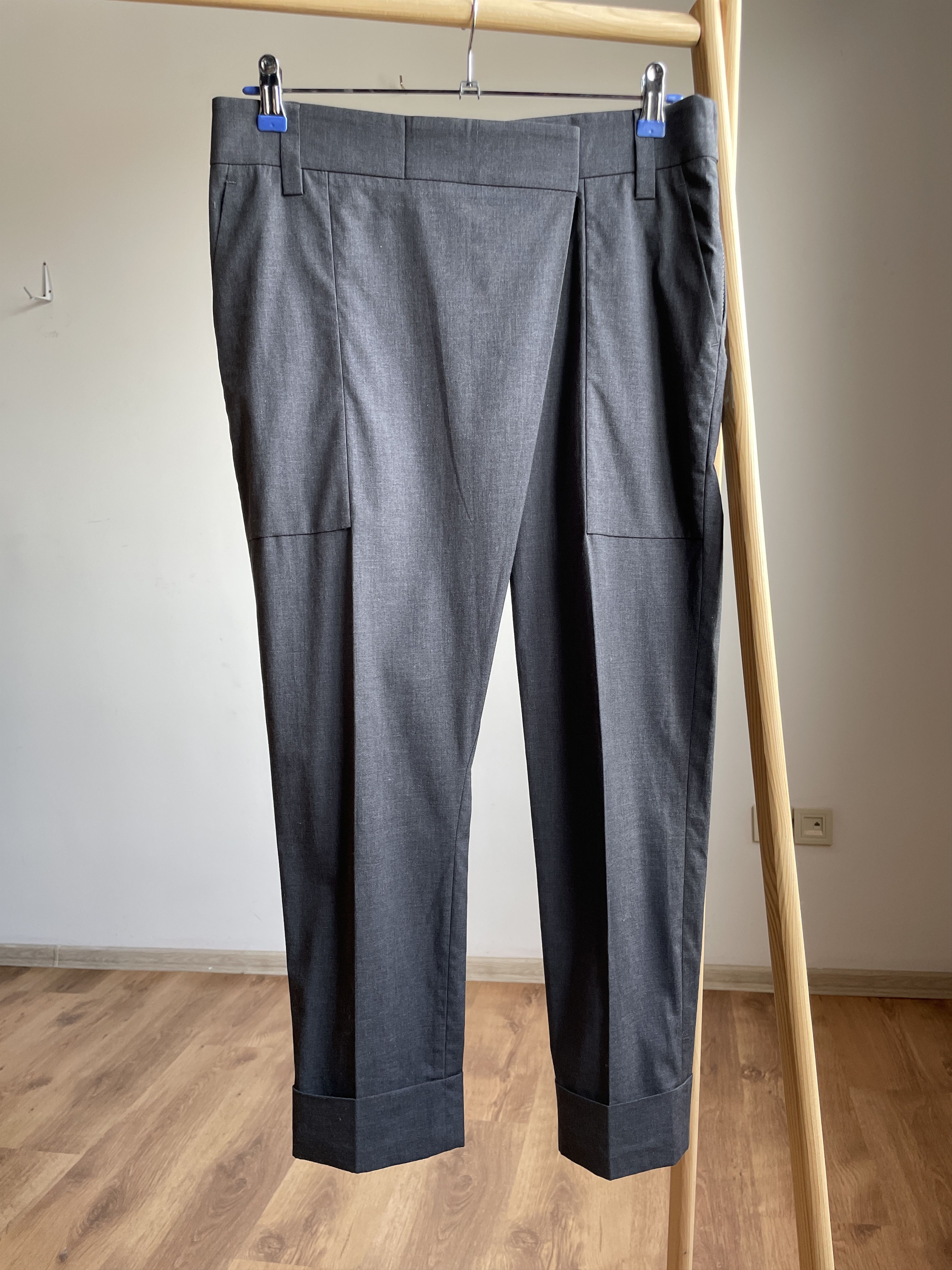 Brunello Cucinelli Womens Cotton Asymmetrical Ankle Trousers
