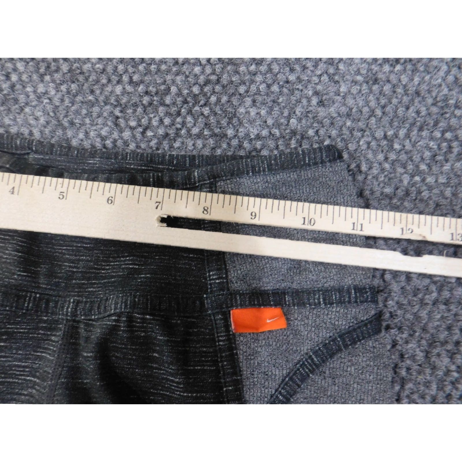 Nike Nike Leggings Women XS Dri-FIT Gray Pull On Stretch Run Active Performance Size 40" / US 18 - 7 Thumbnail