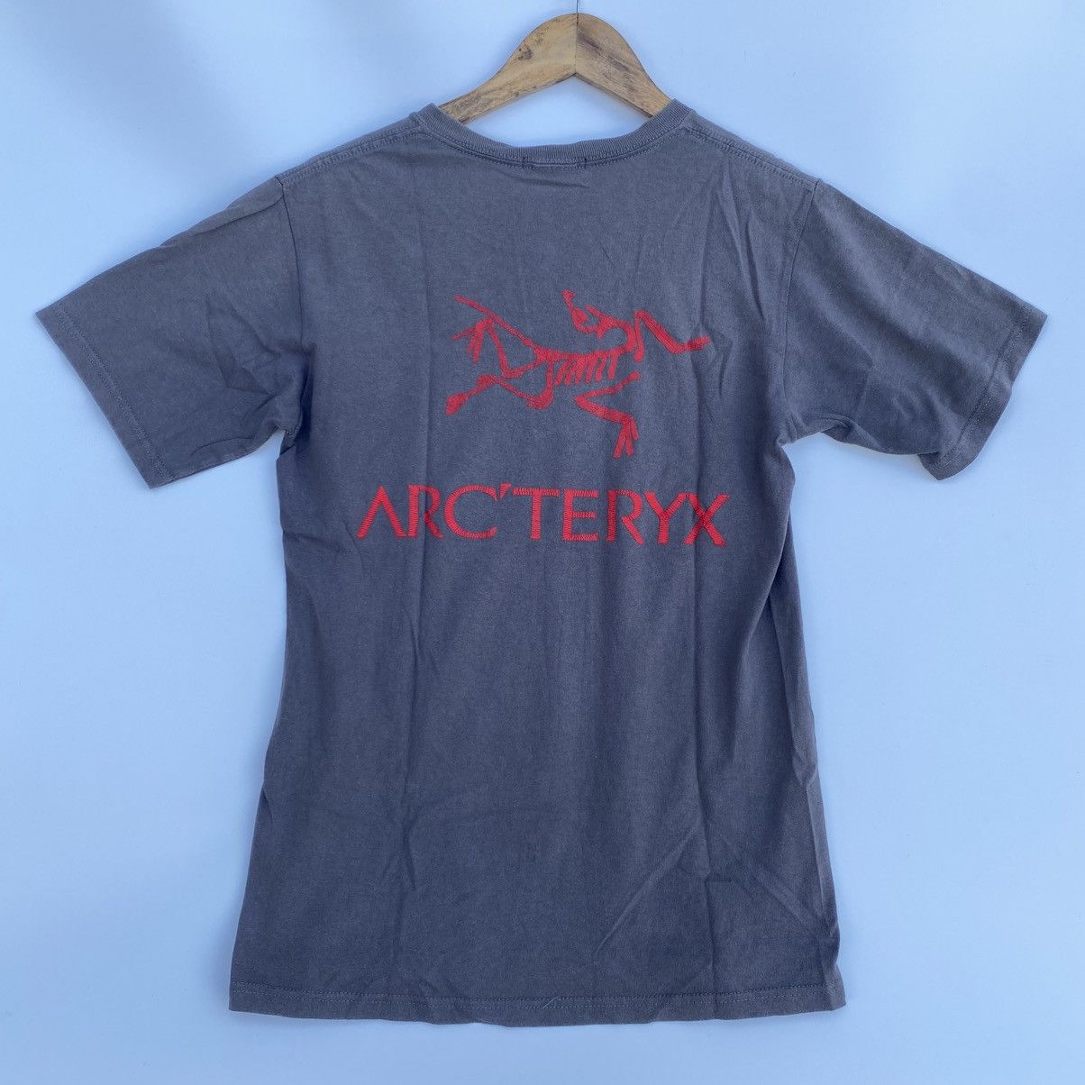 Arc'teryx Vintage Arc'teryx archaeopteryx big logo grey Small Size US S / EU 44-46 / 1 - 8 Thumbnail