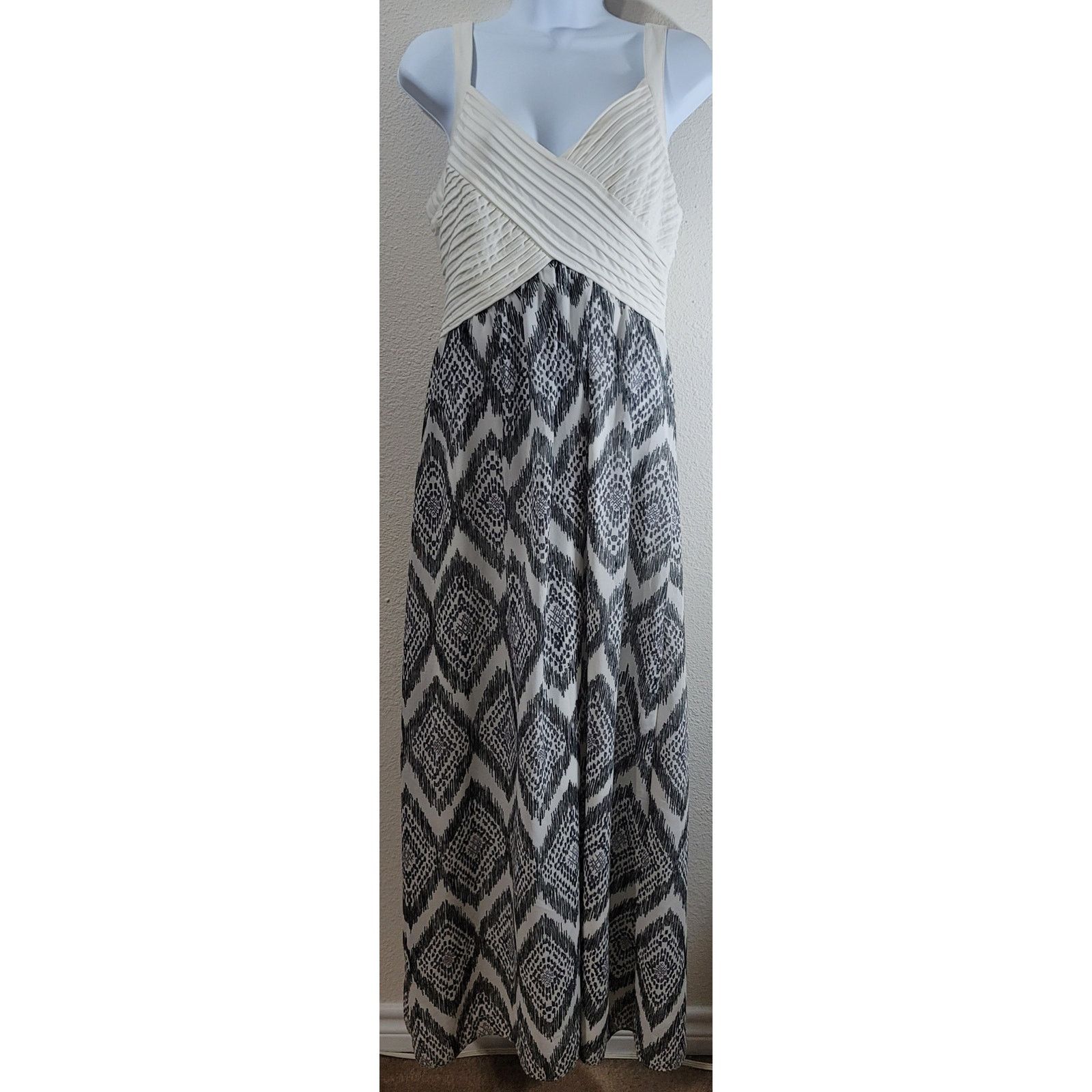 Other Robbie Bee Crisscross Bodice Sleeveless Maxi Dress 8 Lined Size M / US 6-8 / IT 42-44 - 1 Thumbnail