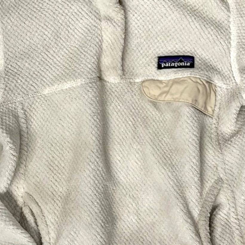Patagonia VINTAGE Patagonia Women's Re-Tool Snap-T Pullover Shirt XS White Beige Mens? Womens? Size XS / US 0-2 / IT 36-38 - 3 Thumbnail