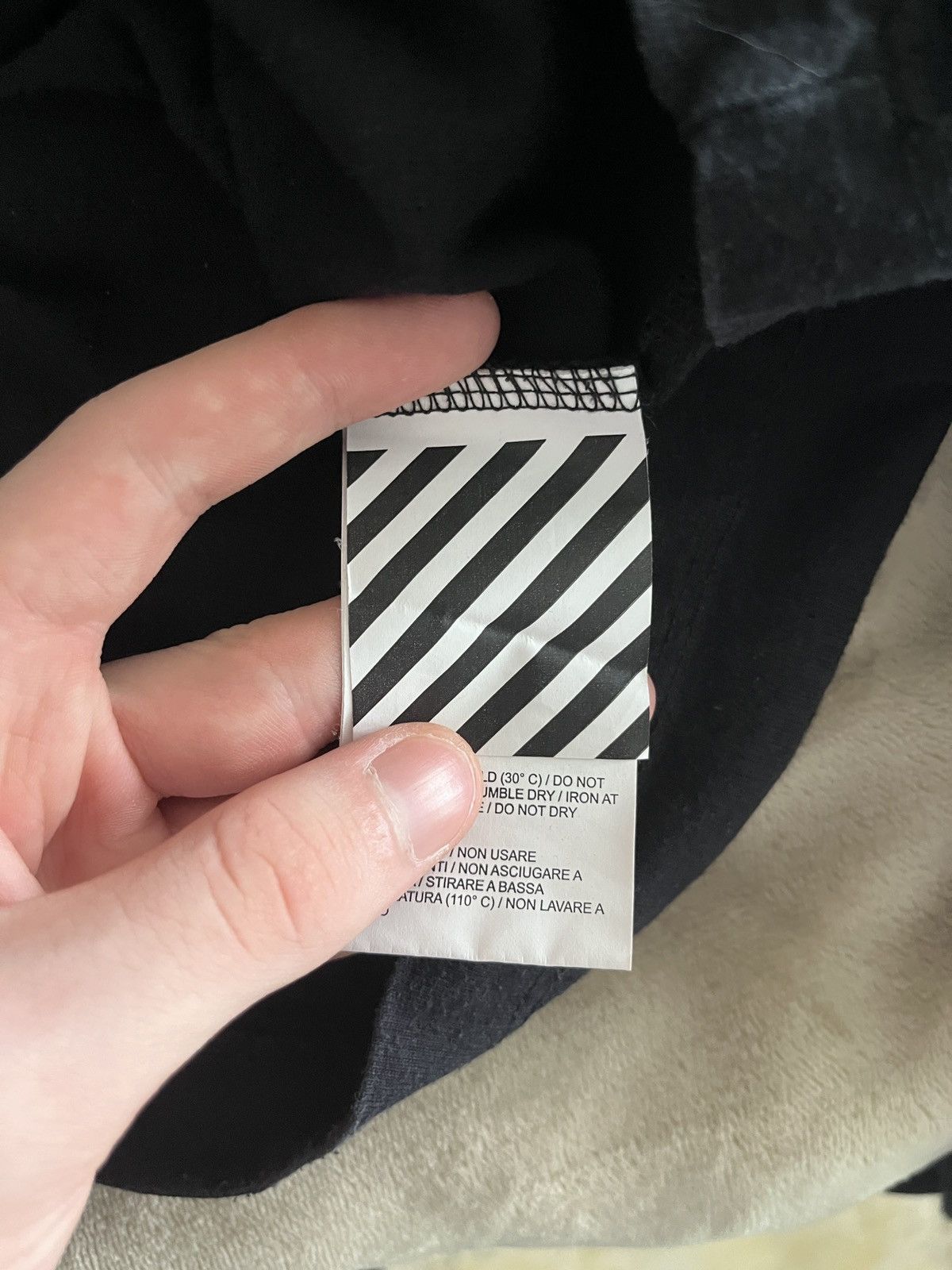 Off-White Off white long sleeve tshirt Size US S / EU 44-46 / 1 - 5 Thumbnail