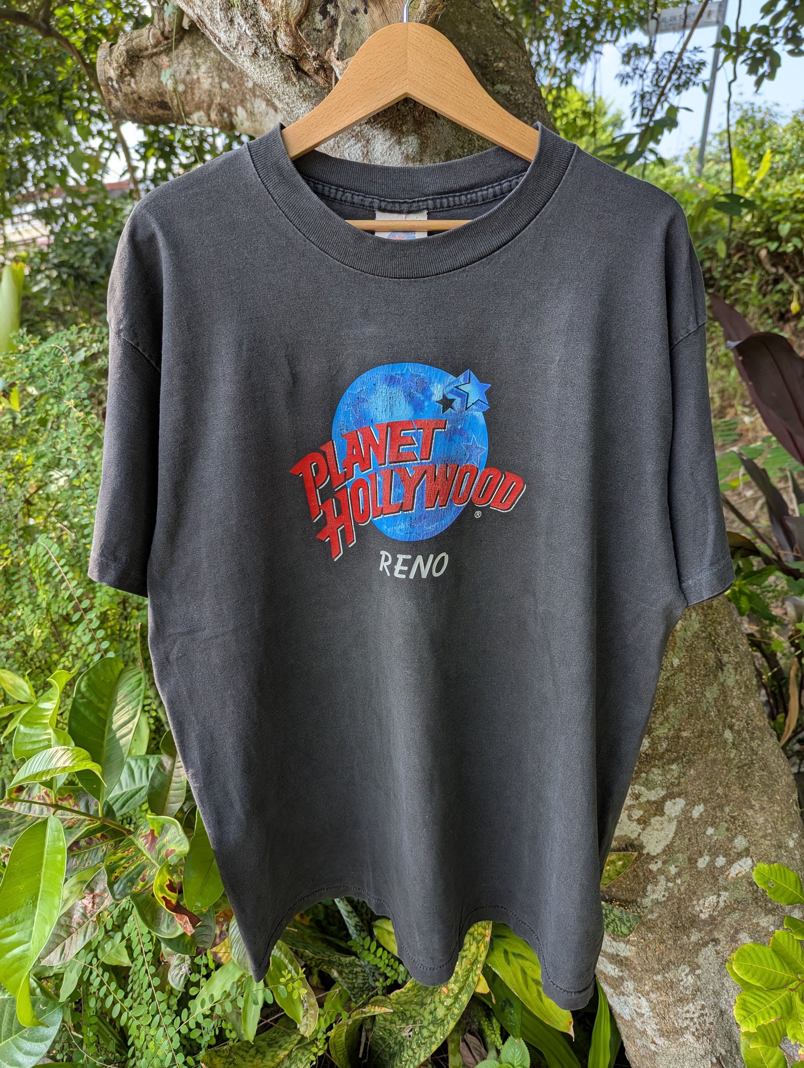 Planet Hollywood 🔥FREE SHIPPING🔥Thrashed Planet Hollywood Sunfaded Tshirt USA Size US L / EU 52-54 / 3 - 2 Thumbnail