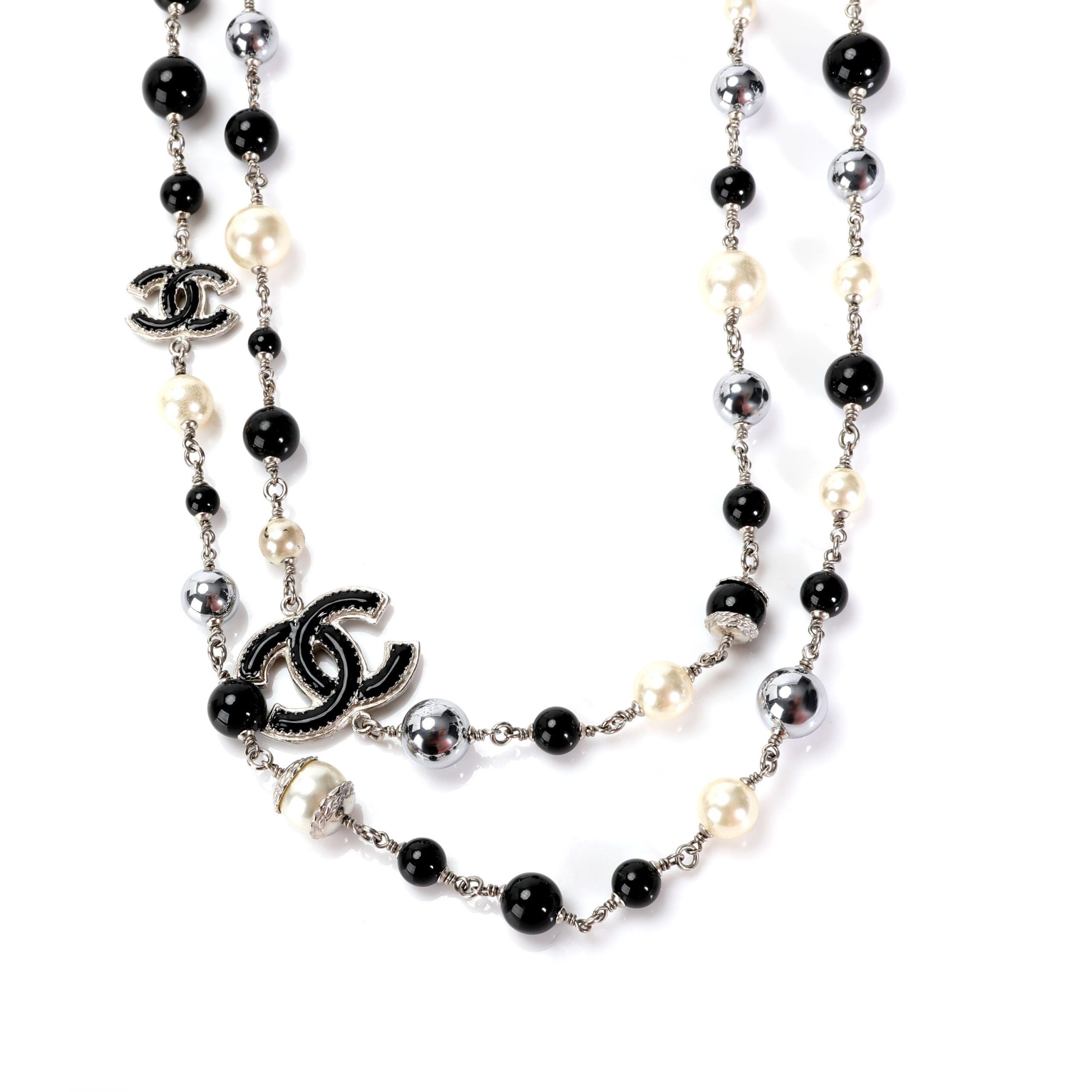 image of Chanel Black And White Bead Necklace With Cc Logo, Women's