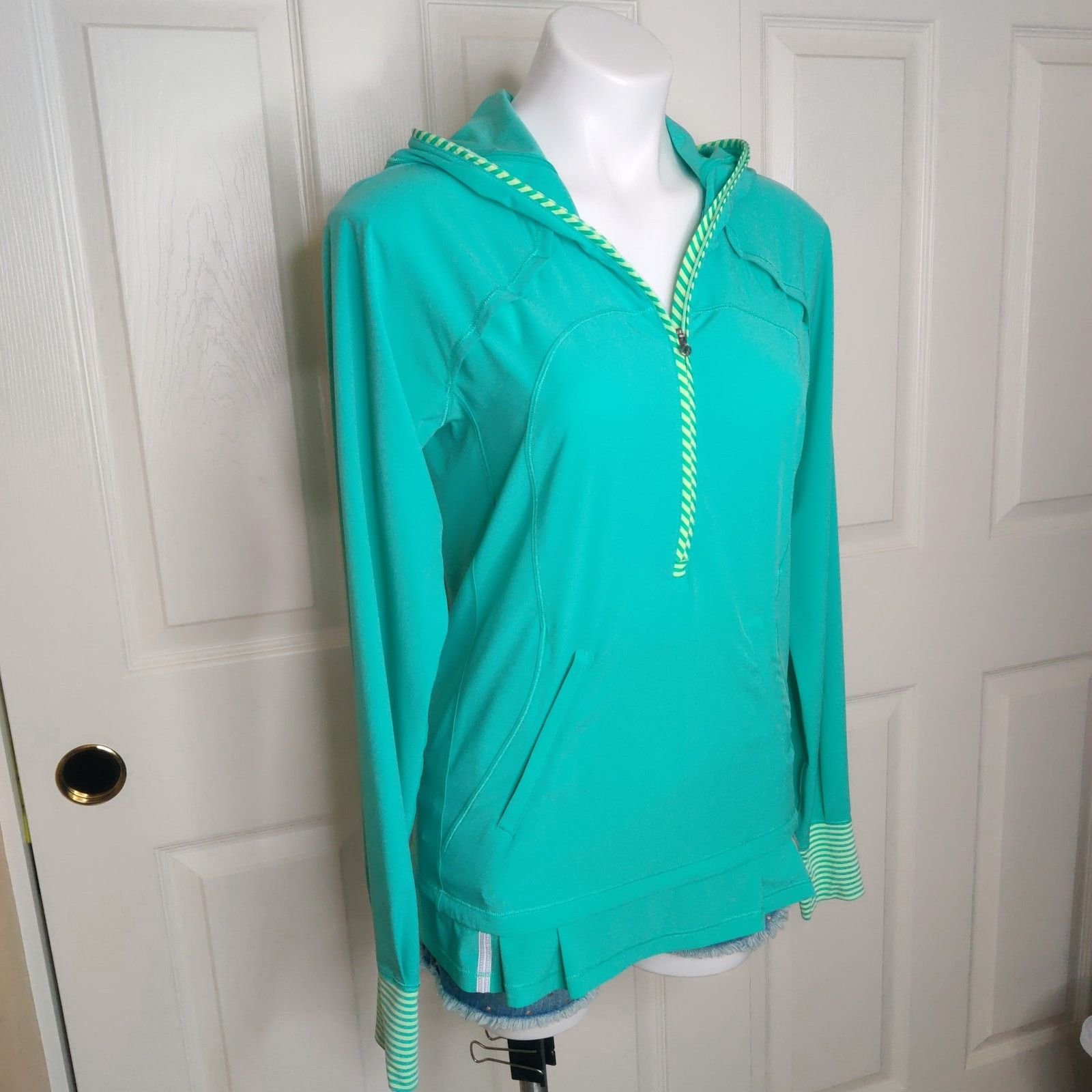 Lululemon Lightened Up Pullover Top Bali Breeze/1/8 Stripe Bali Breeze Size M / US 6-8 / IT 42-44 - 4 Thumbnail