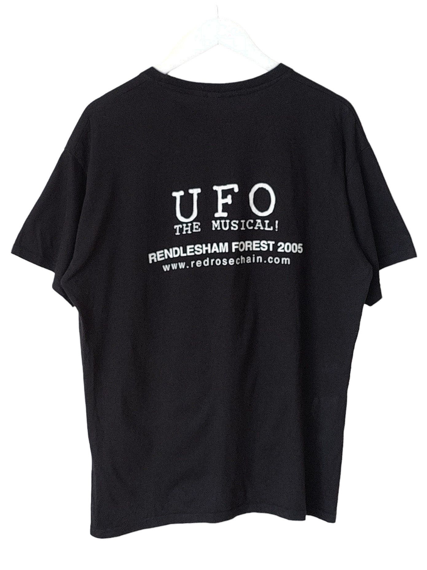 Vintage UFO 2005 Musical by Rendelham Forest UK VTG tshirt Size US XL / EU 56 / 4 - 4 Thumbnail