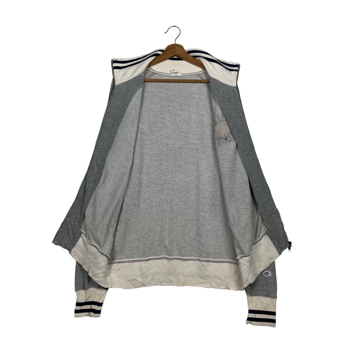 Champion Repro Vtg CHAMPION Sacrament 47th Track Sweater #2205-C97 Size US L / EU 52-54 / 3 - 11 Thumbnail