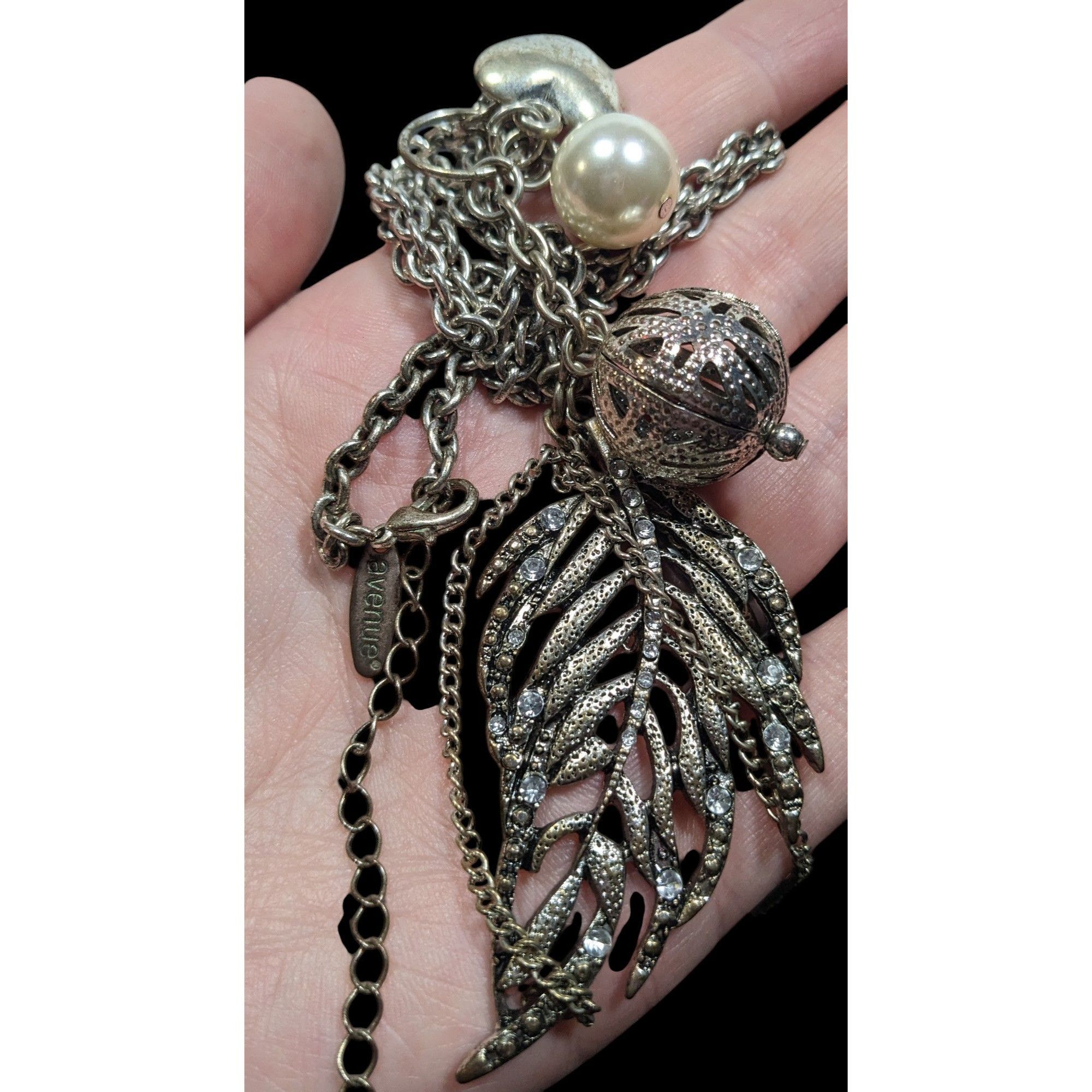 Avenue Avenue Y2K Cluster Charm Pendant Necklace Size ONE SIZE - 5 Thumbnail