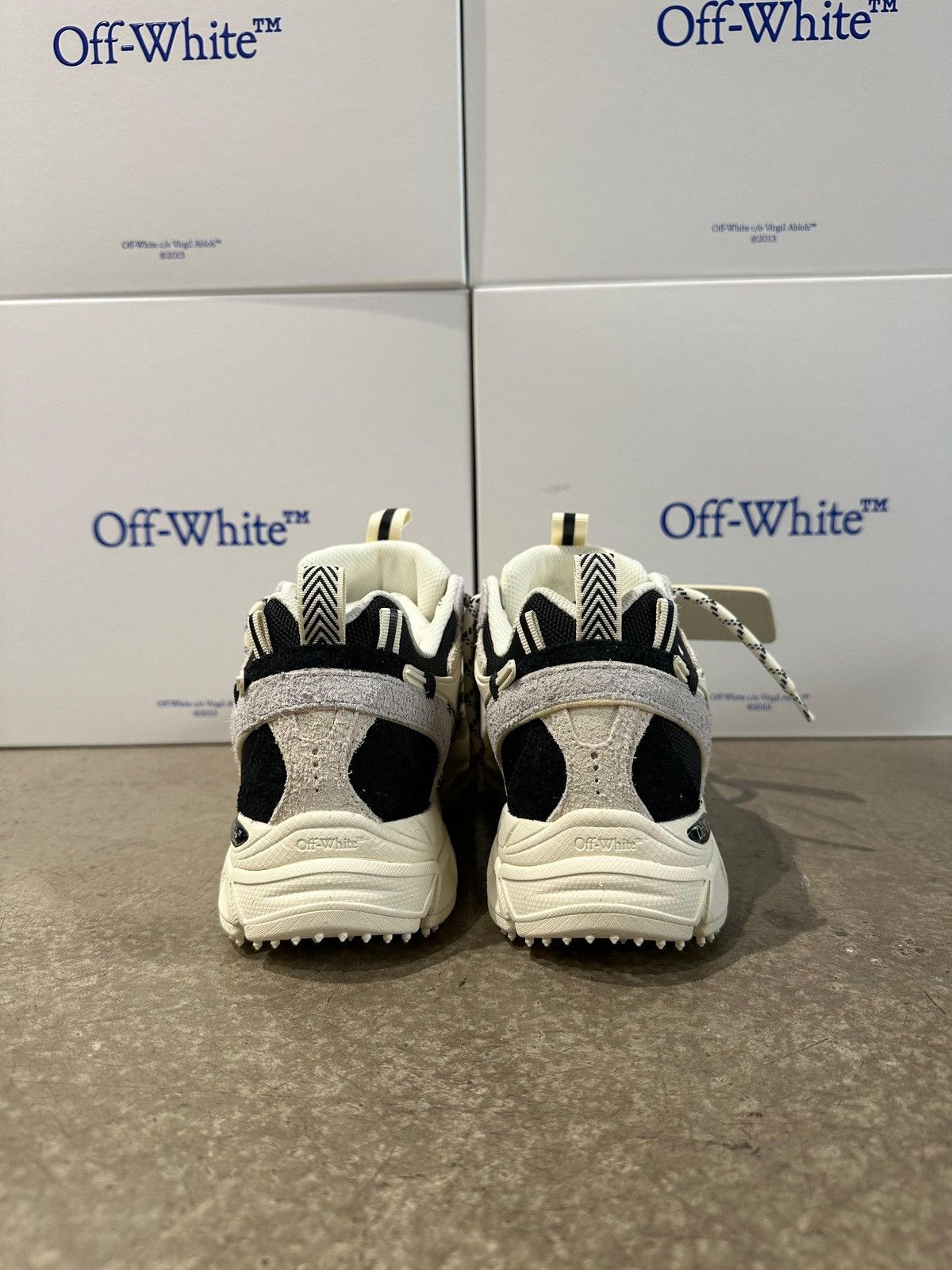 Off-White OFF-WHITE - Be Right Back Sneakers Back Suede White Black Size US 7 / EU 40 - 5 Thumbnail