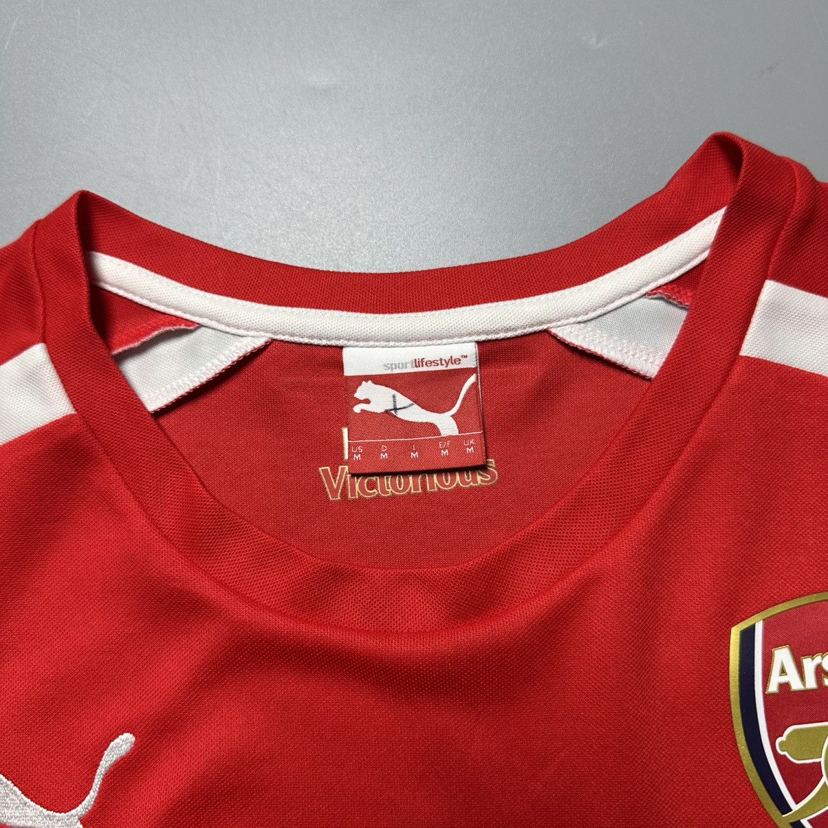 Puma ARSENAL PUMA 2014/2015 FOOTBALL SOCCER HOME JERSEY #11 OZIL Size US M / EU 48-50 / 2 - 5 Thumbnail