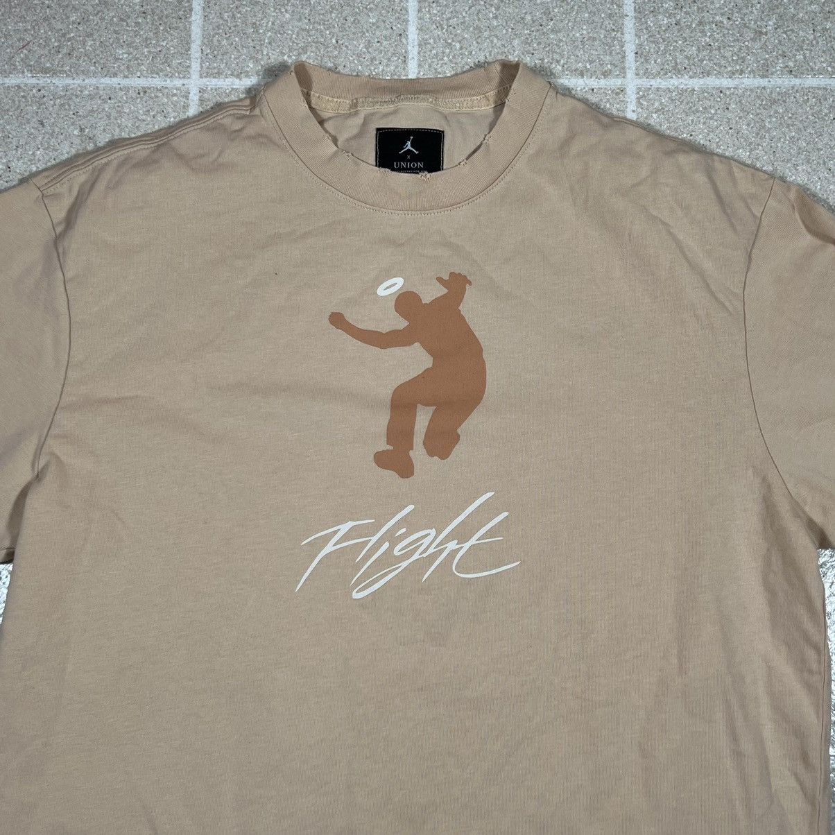 Jordan Brand × Union LA Jordan x Union LA MJ GFX Tee White Onyx Mens Size Medium Size US M / EU 48-50 / 2 - 2 Thumbnail