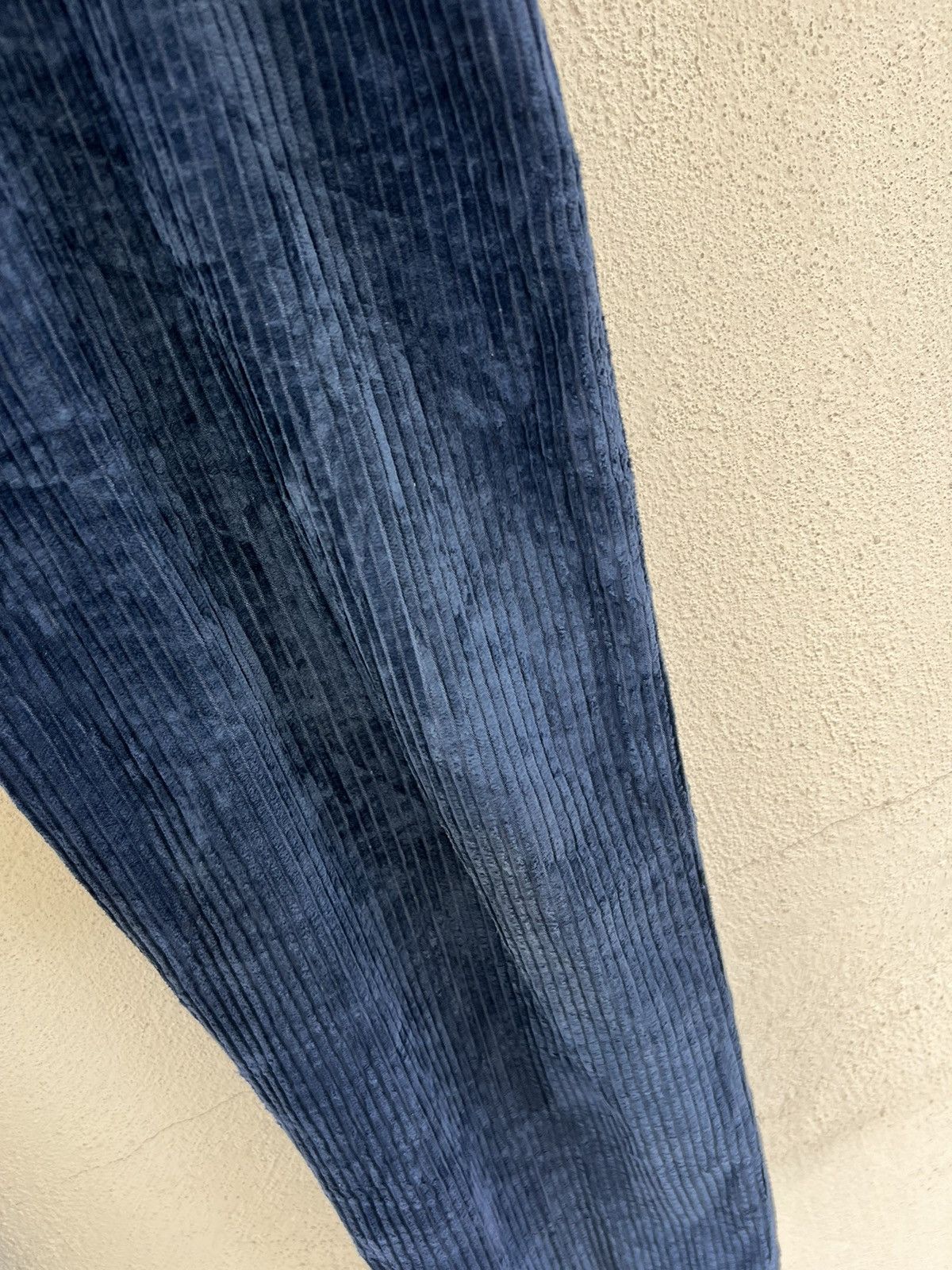 Quiksilver Vintage 90s Quiksilver Corduroy Baggy Trouser Pant Size US 33 - 12 Thumbnail
