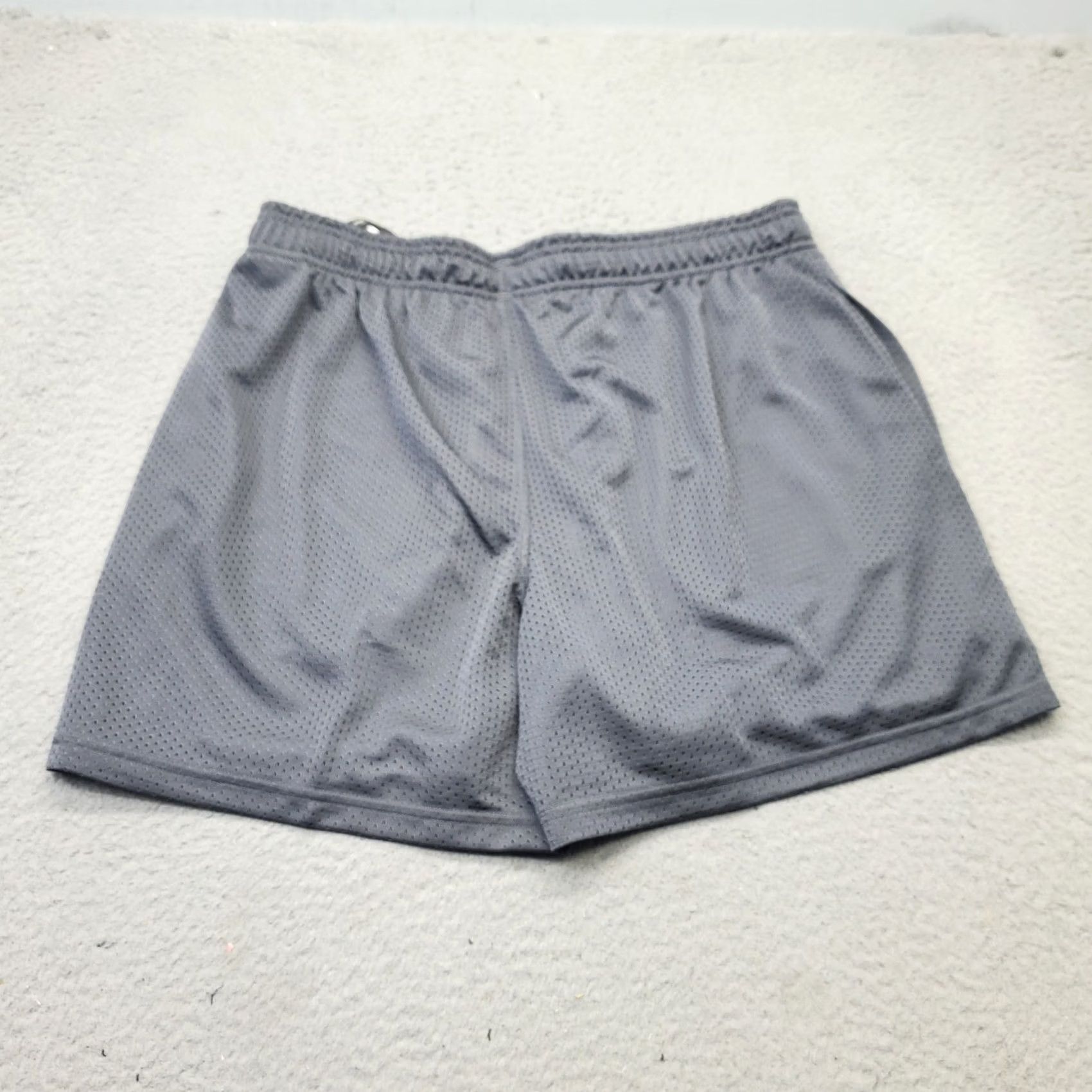 Under Armour Under Armour UA Icon Shorts Men L Gray Lightweight Timberwolf Sweat-Wicking Sports Athletic Shirt? Size US 33 - 2 Thumbnail