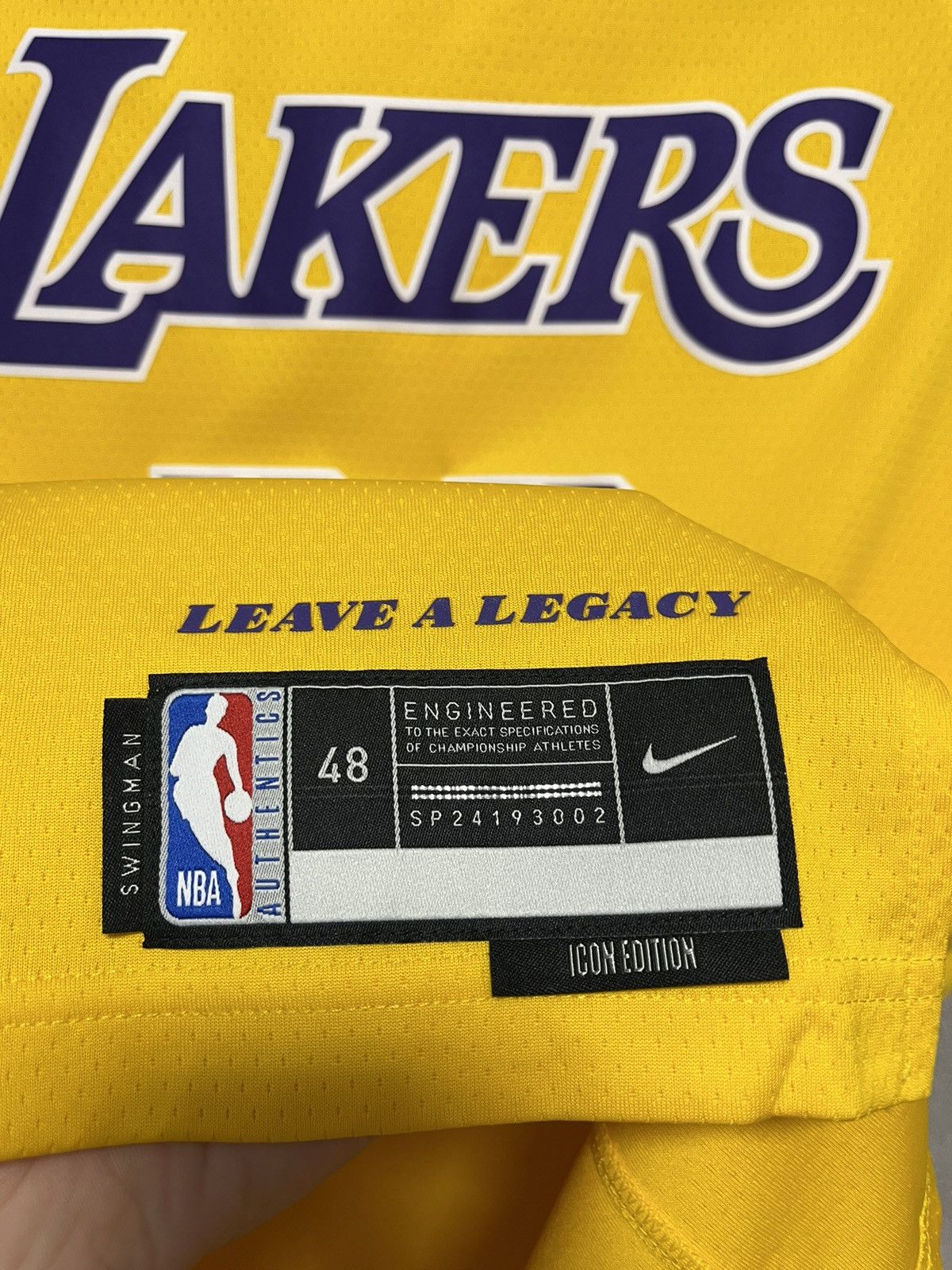 Nike Nike LeBron James Los Angeles Lakers Icon Edition Jersey Size US L / EU 52-54 / 3 - 6 Thumbnail