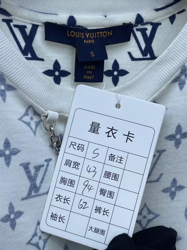 Louis Vuitton LOUIS VUITTON Old flower full print chain short sleeve T-sh Size US S / EU 44-46 / 1 - 5 Thumbnail