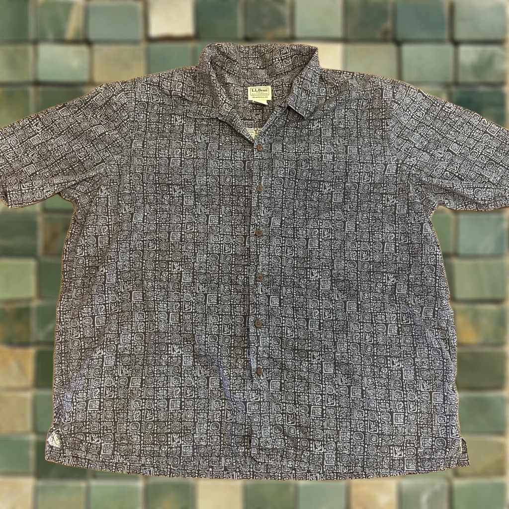 Vintage VINTAGE L.L. Bean Button-Up Shirt 2XL Blue Aztec Print Short Sleeve Casual Men Regular Cotton Size US XXL / EU 58 / 5 - 1 Thumbnail