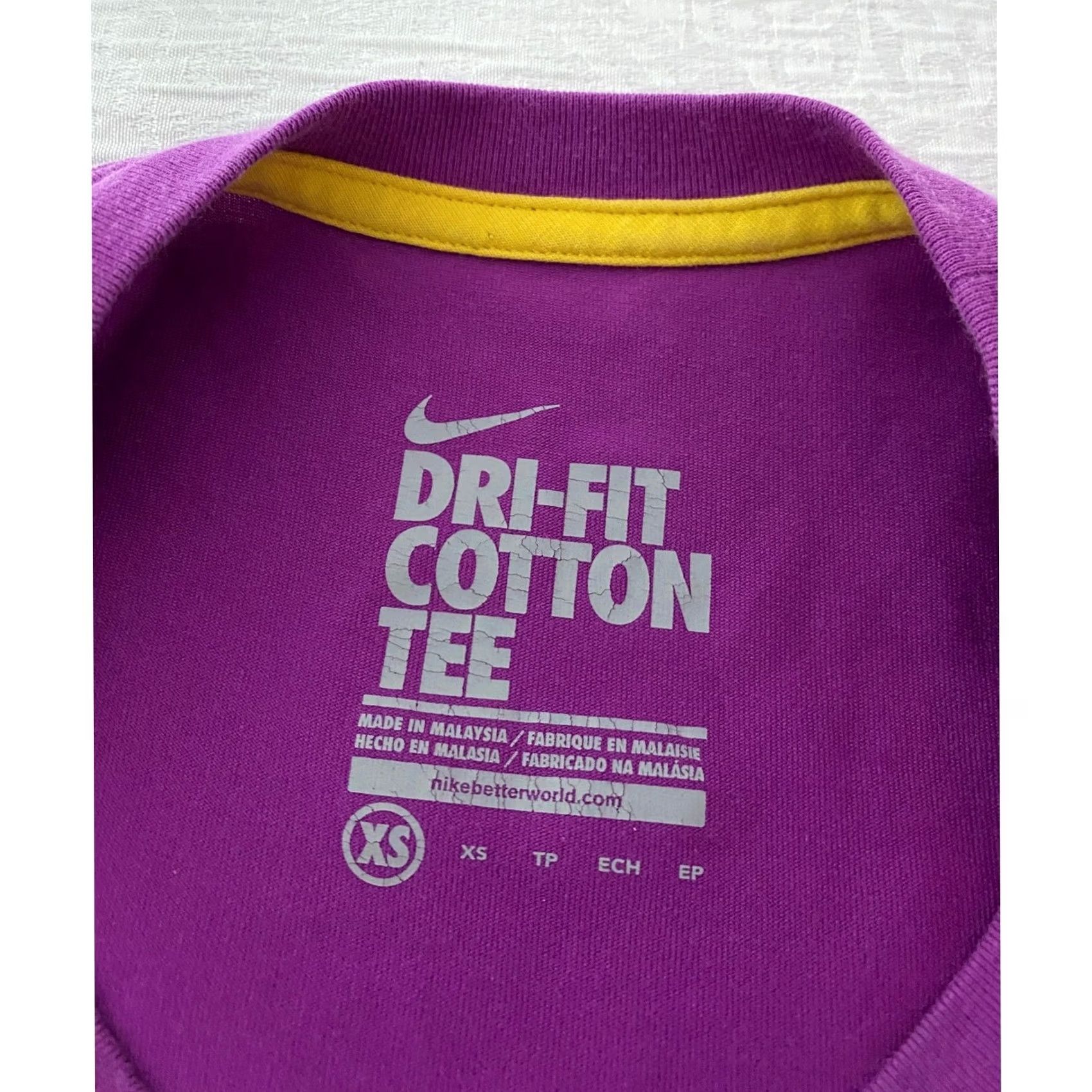Nike Nike Livestrong Dri-Fit Cotton Long Sleeve Purple Graphic Tee Shirt XS Size XS / US 0-2 / IT 36-38 - 7 Thumbnail
