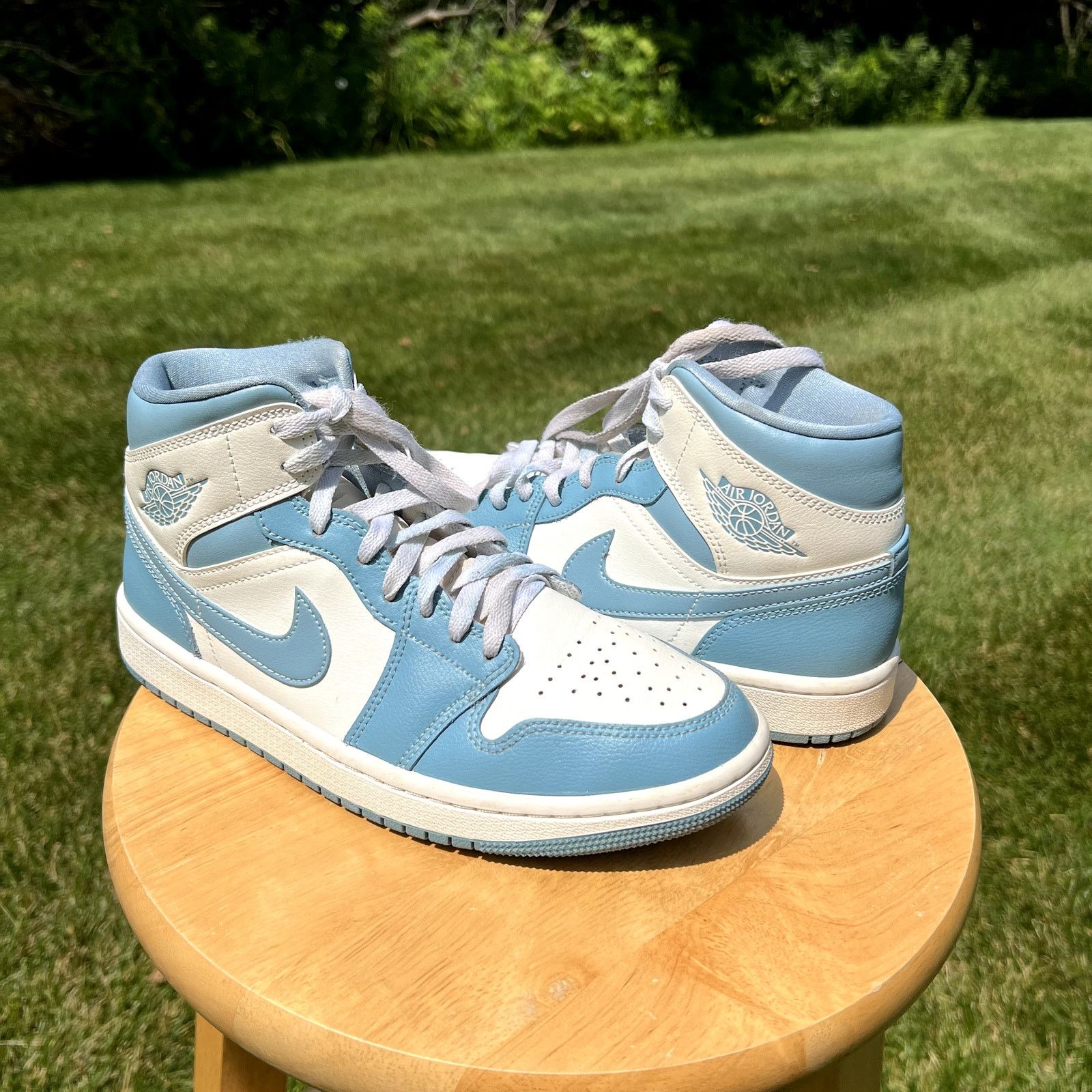 Jordan Brand × Nike Size 8.5 - Air Jordan 1 Mid University Blue Women's Shoes Size US 8.5 / IT 38.5 - 1 Thumbnail