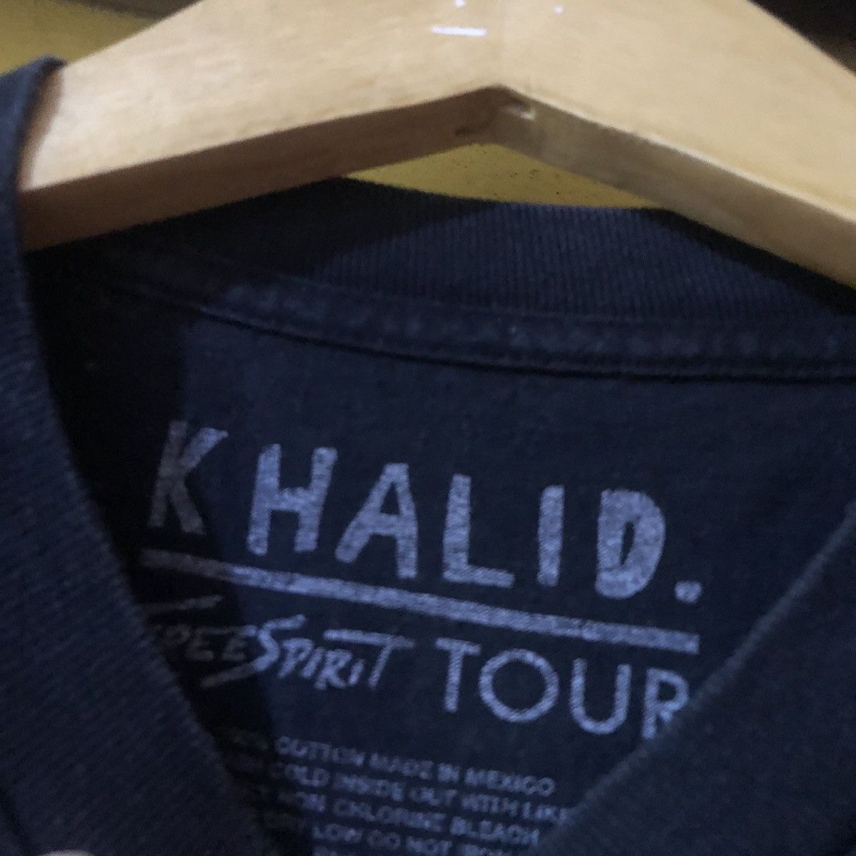 Rap Tees 2019 Khalid Free Spirit Tour Tee Size US M / EU 48-50 / 2 - 4 Thumbnail