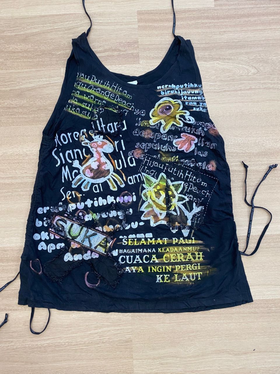 Other indonesia shirt designer size xl pit 23 Size XL / US 12-14 / IT 48-50 - 1 Thumbnail