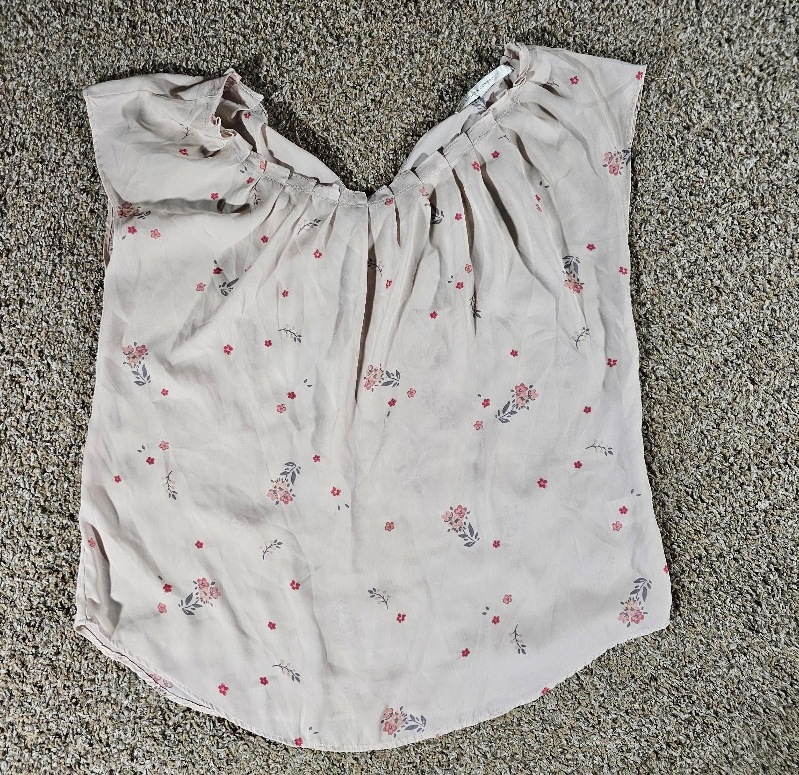Other LC Lauren Conrad White Blouse Pink Floral Blouse Size M / US 6-8 / IT 42-44 - 1 Thumbnail