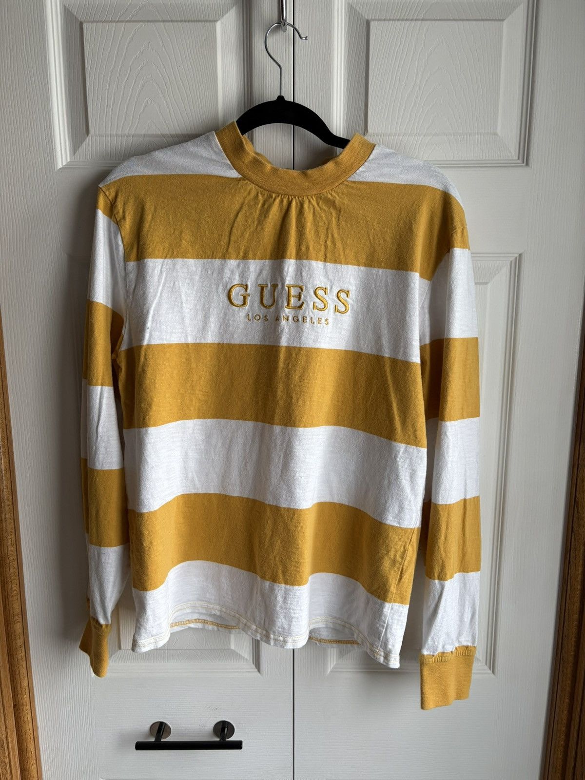 Guess × Vintage Guess Vintage Streetwear Hype Striped Long Sleeve T-shirt Size XS / US 0-2 / IT 36-38 - 1 Thumbnail