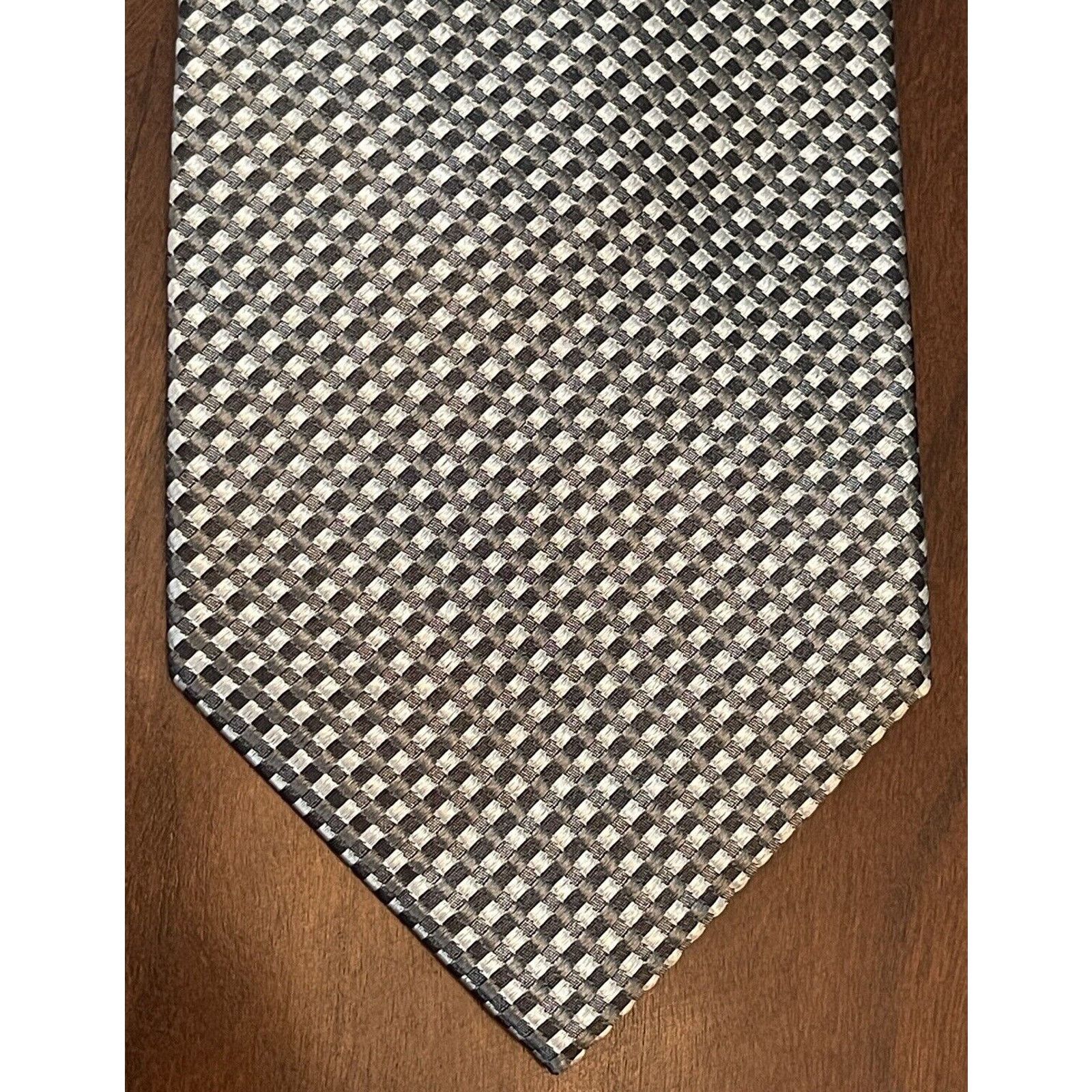 Geoffrey Beene Geoffrey Beene Hand Made 100% Silk Made In China Size ONE SIZE - 1 Thumbnail