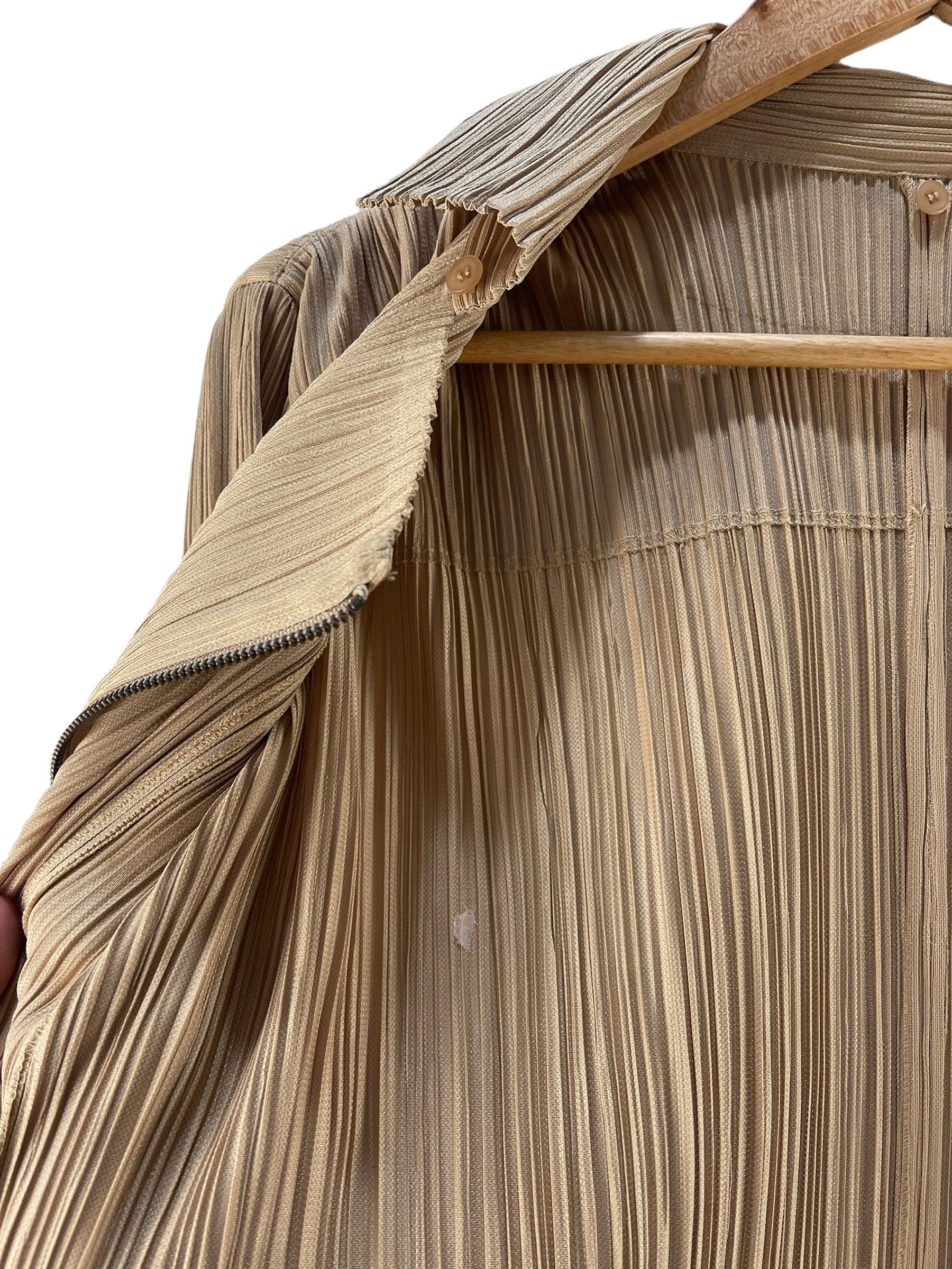 Pleats Please Issey Miyake Issey Miyake Pleats Please Long Pleated Top Size US L / EU 52-54 / 3 - 13 Thumbnail