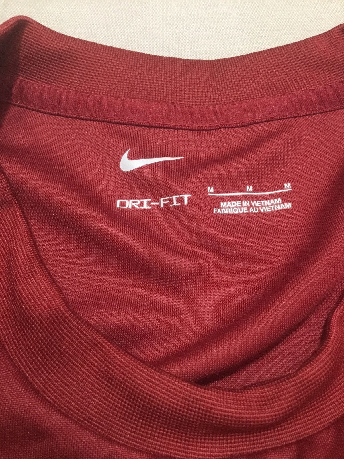 Nike Liverpool FC 2021-2022 Football Shirt Training top Size M Size US M / EU 48-50 / 2 - 4 Thumbnail