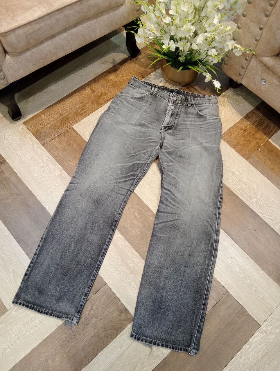 Levi's LEVI'S ENGINEERED DISTRESSED JEANS - SIZE 34 BLACK Size US 34 / EU 50 - 4 Thumbnail