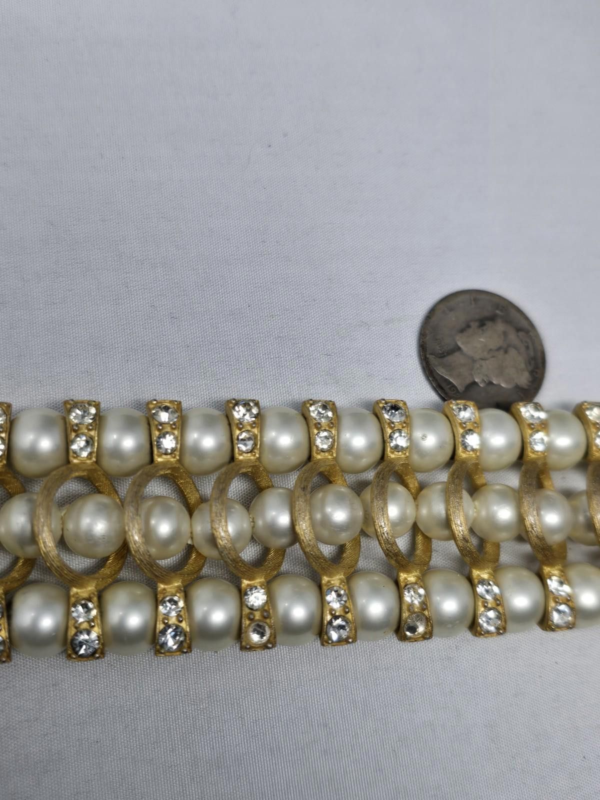 Other Vintage Krementz Faux Pearl Rhinestone Bracelet Gold Tone Size ONE SIZE - 7 Thumbnail