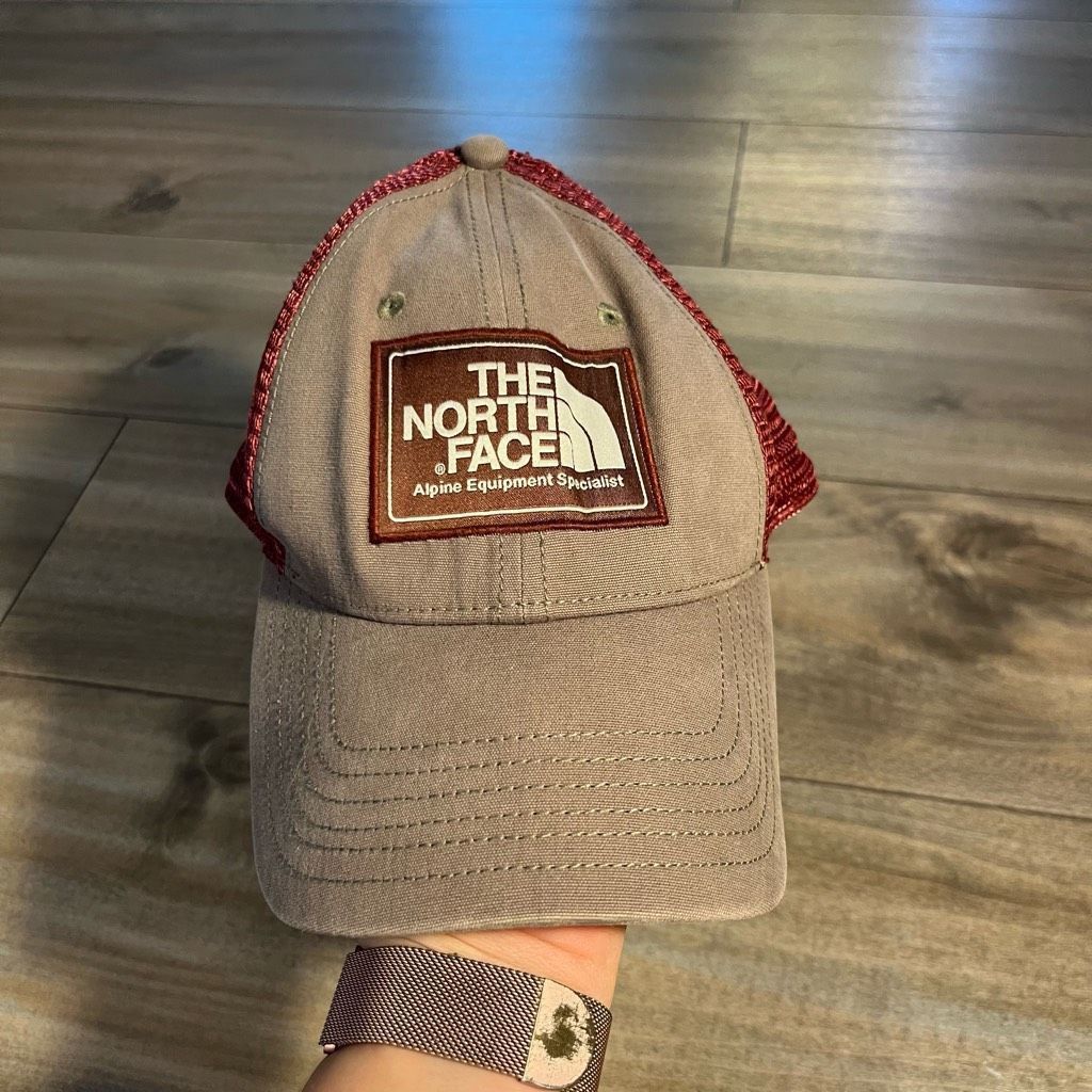 Supreme × The North Face Supreme x The North Face Red Checkered