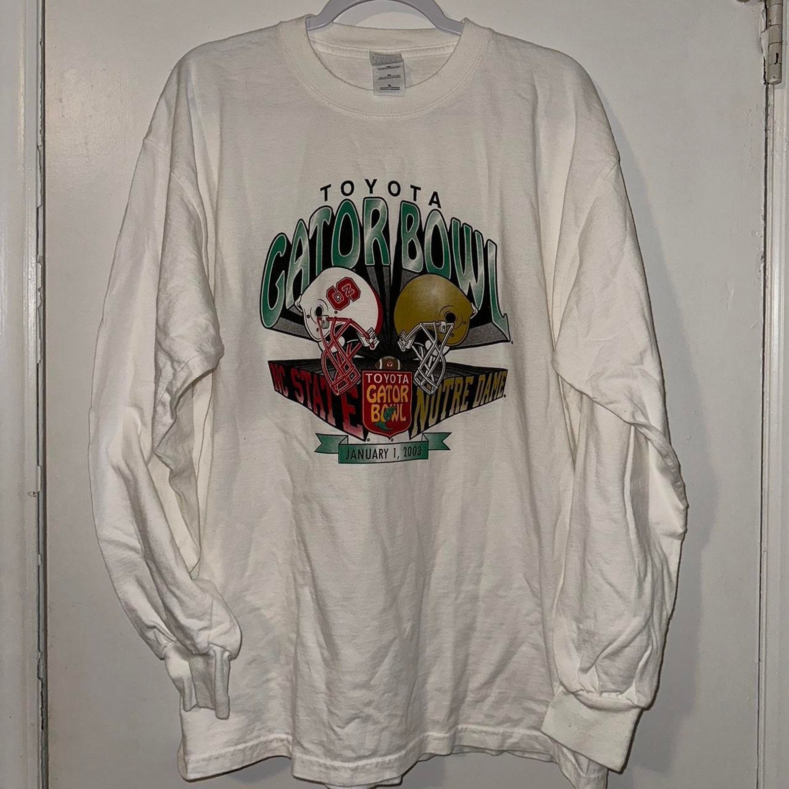 Gildan Vintage 03 NC State vs Notre Dame Toyota Gator Bowl size XL Size US XL / EU 56 / 4 - 1 Thumbnail