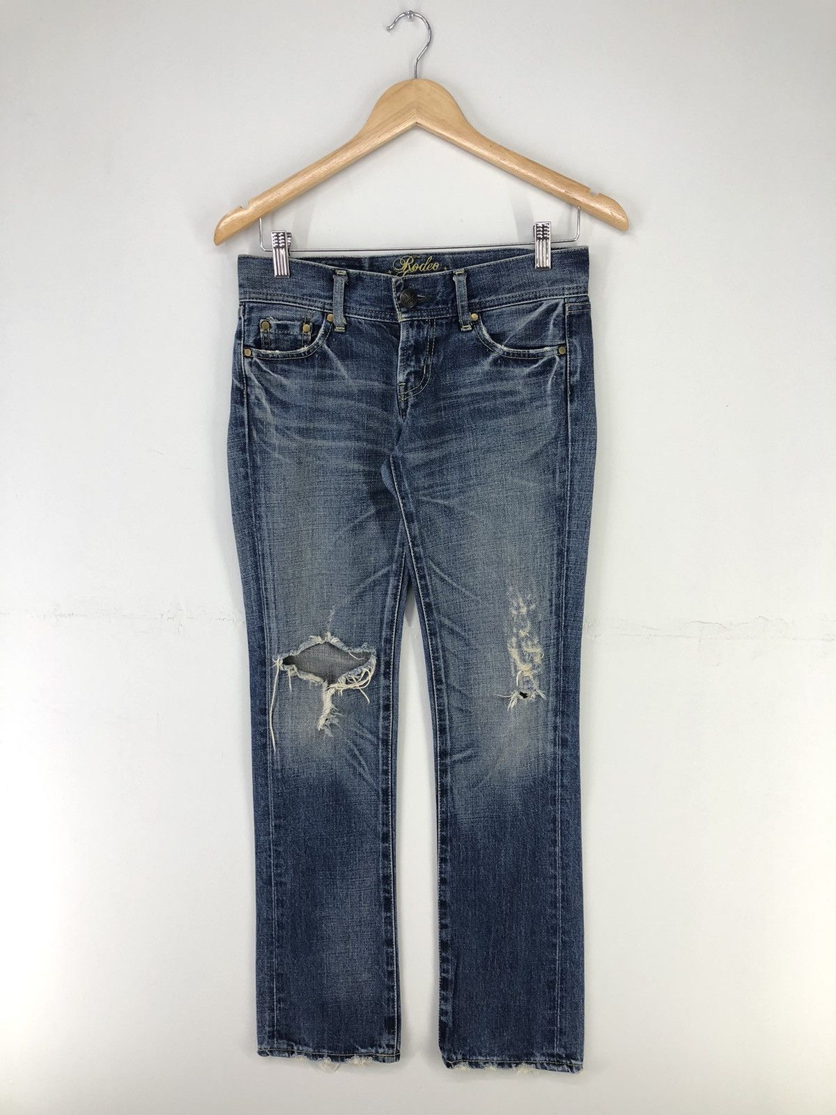 Japanese Brand Rodeo Crowns Low Rise Distressed Faded Blue Jeans Size 28" / US 6 / IT 42 - 1 Thumbnail
