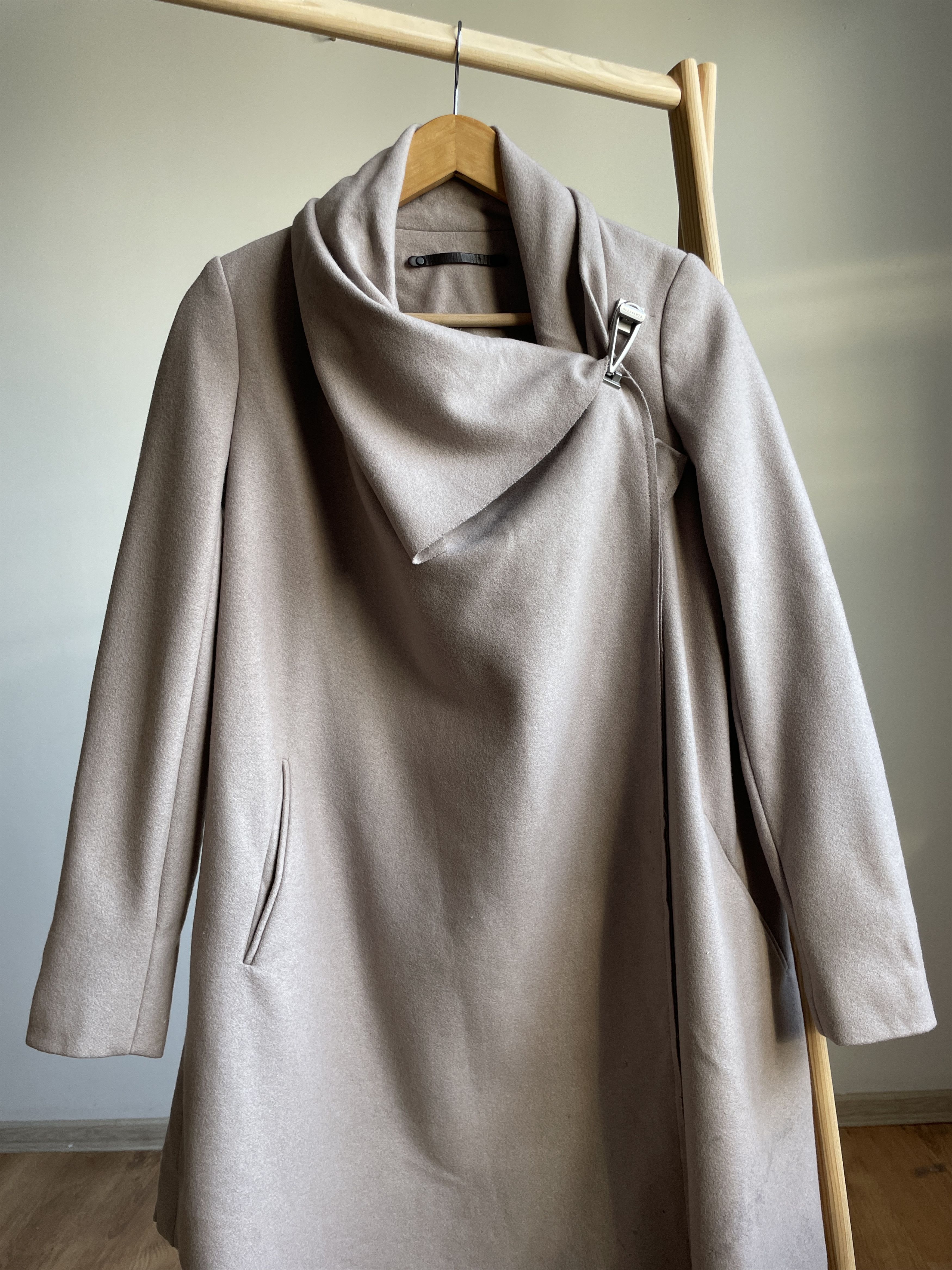 Allsaints Allsaints City Monument Toggle Buckle Asymmetric Womens Coat Size XS / US 0-2 / IT 36-38 - 5 Thumbnail