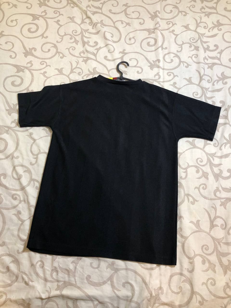 Umbro Umbro Vintage Jersey Big Logo 90s Casual Shirt Black Tee Size US M / EU 48-50 / 2 - 11 Thumbnail