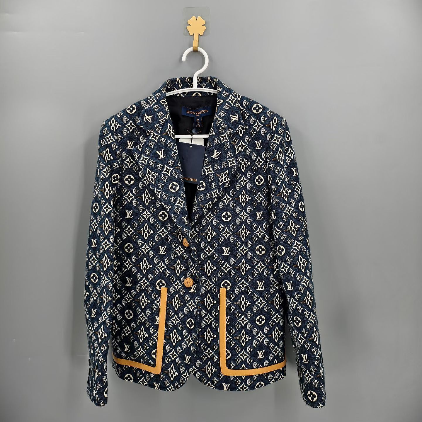 Louis Vuitton Louis Vuitton Since 1854 Monogram Blazer Size 38 Size S / US 4 / IT 40 - 1 Thumbnail