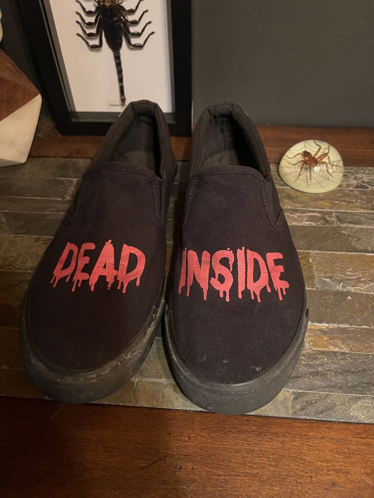 Hot Topic DEAD INSIDE HT Shoes Size 11W/9M Size US 11 / IT 41 - 3 Thumbnail