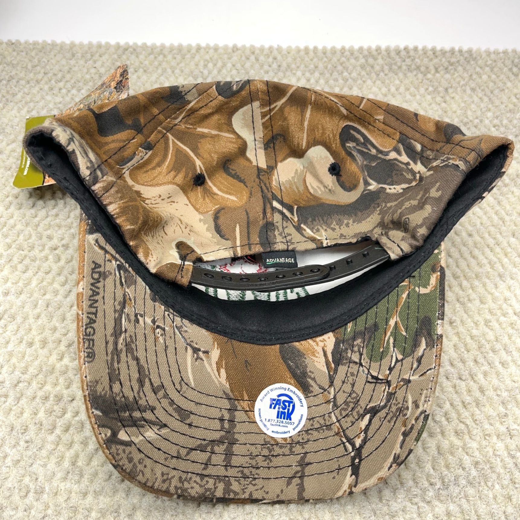 Vintage **Advantage Camo Snap Back Hat Hunting Cap AWP Adult** User: **Camo Advantage Snap Back Hat AWP Hunting Adult** Size ONE SIZE - 5 Thumbnail