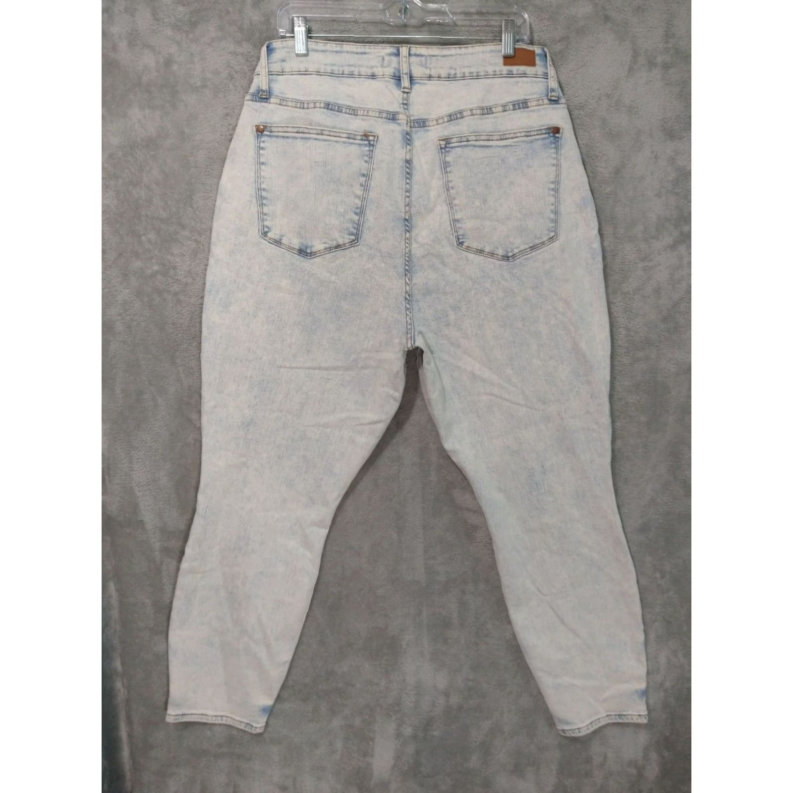 Vintage Judy Blue Jeans Womens 18W Slim Fit High Rise Light Wash Denim Stretch 5-Pocket Blue Jeans Womens 18W Slim High Rise Size 40" / US 18 - 2 Thumbnail